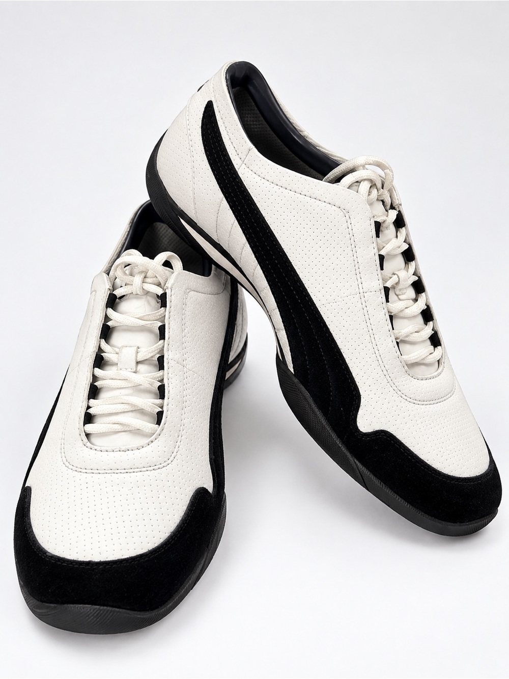 Natural Sport Women's black and white walking 
Athletic Sneakers size 10M